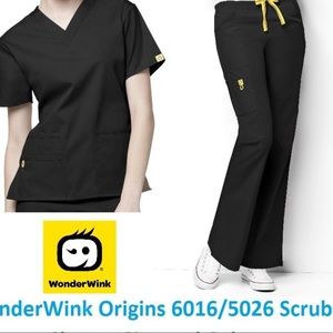 Black wonderwink scrubs
